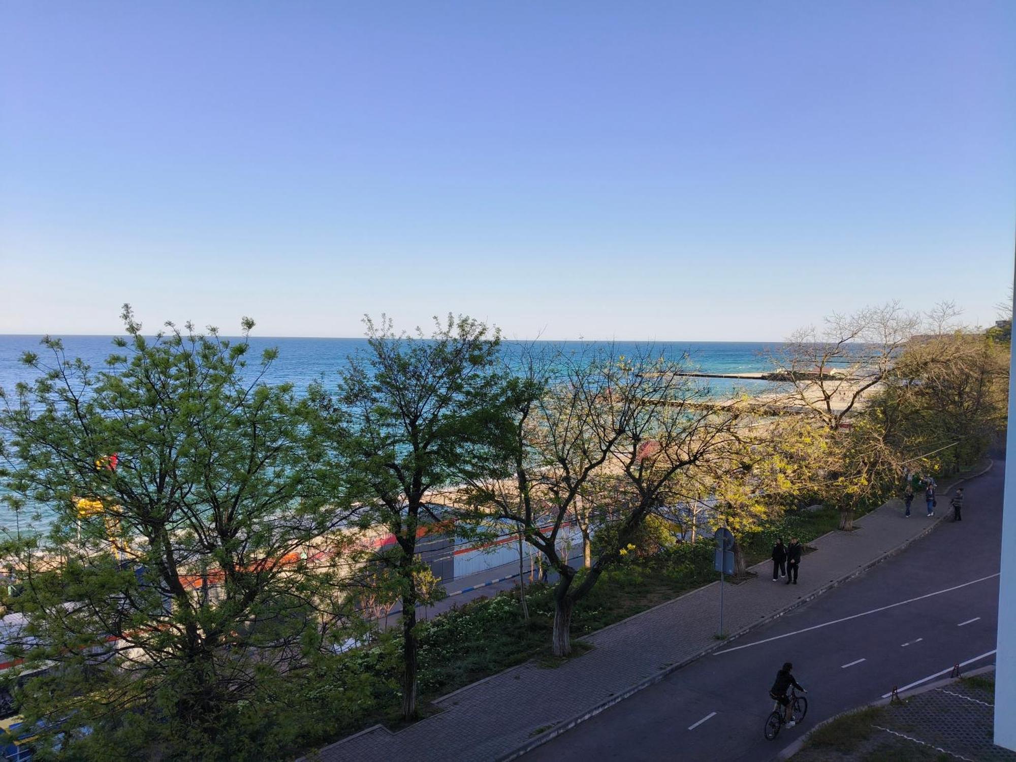 Апартаменты У Моря Magnit Первая Линия Odessa Luaran gambar
